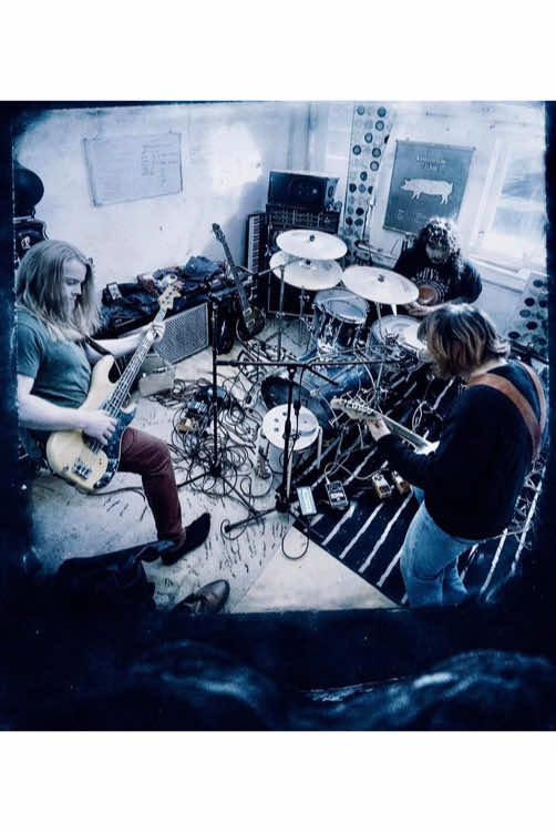 @SMELLS LIKE NIRVANA SE