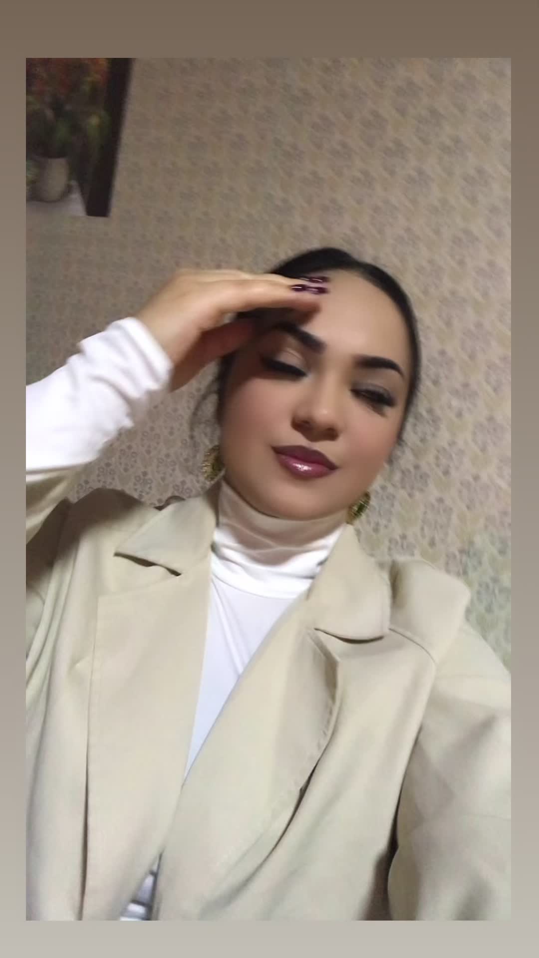 @Nikolett