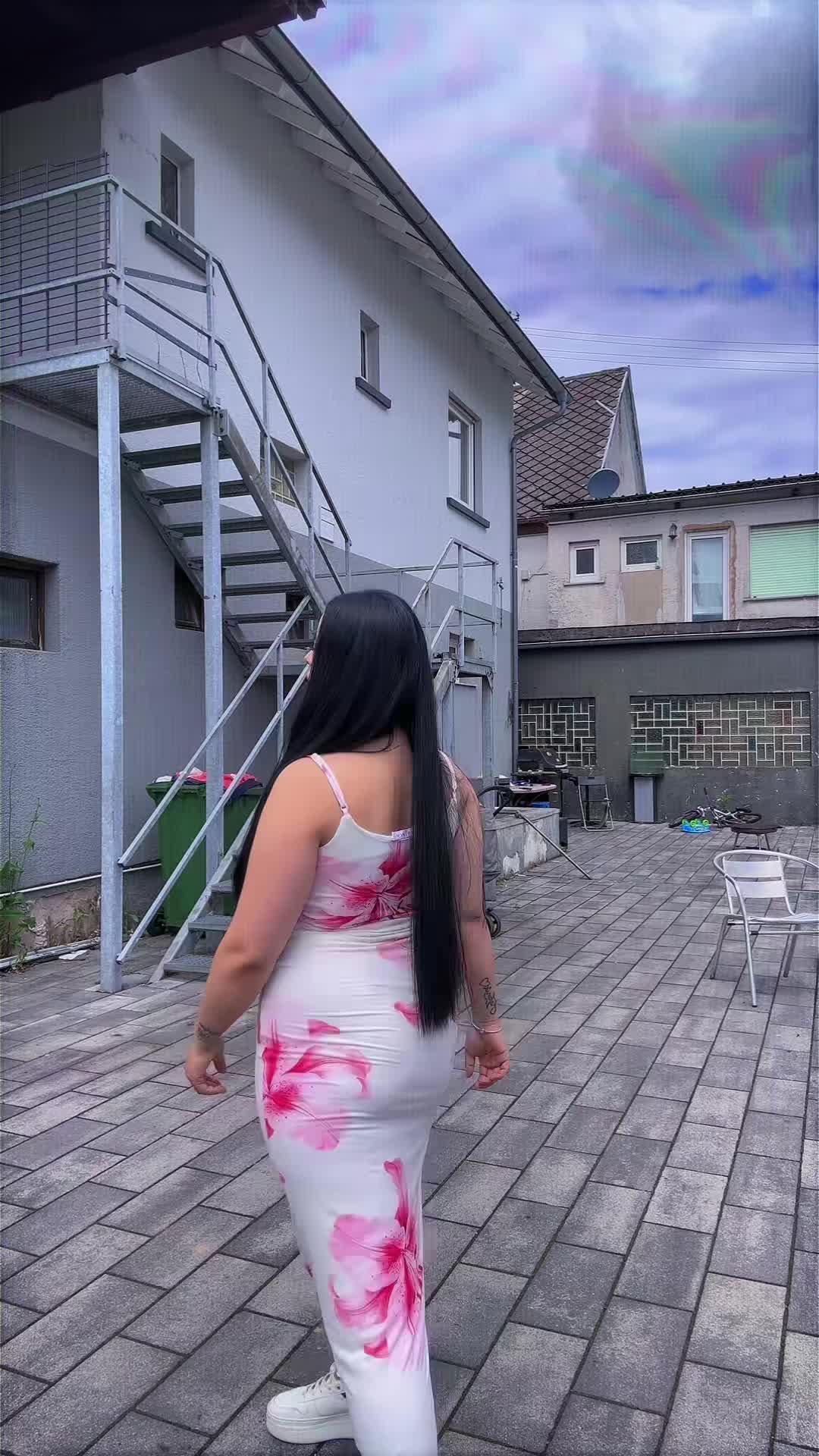 @Elysa