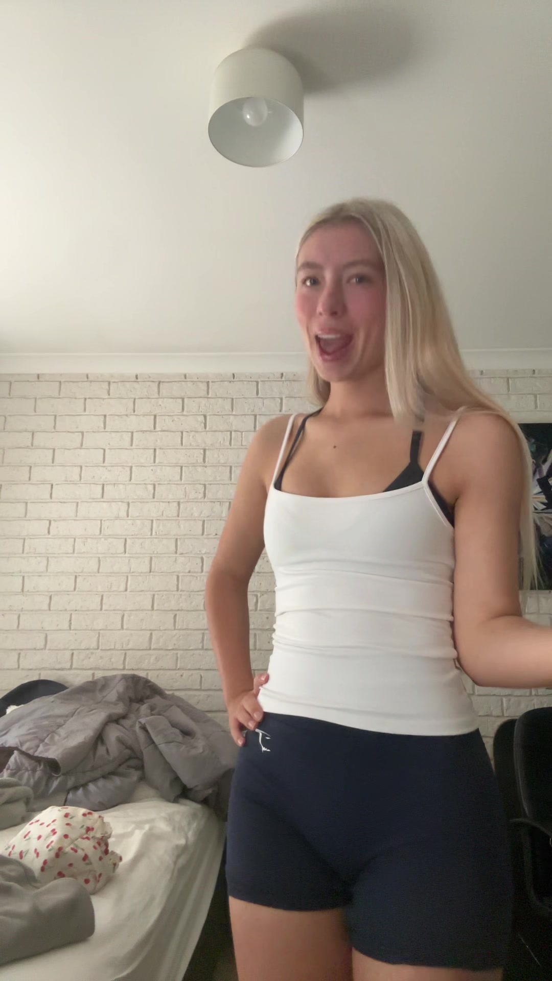 @nicole