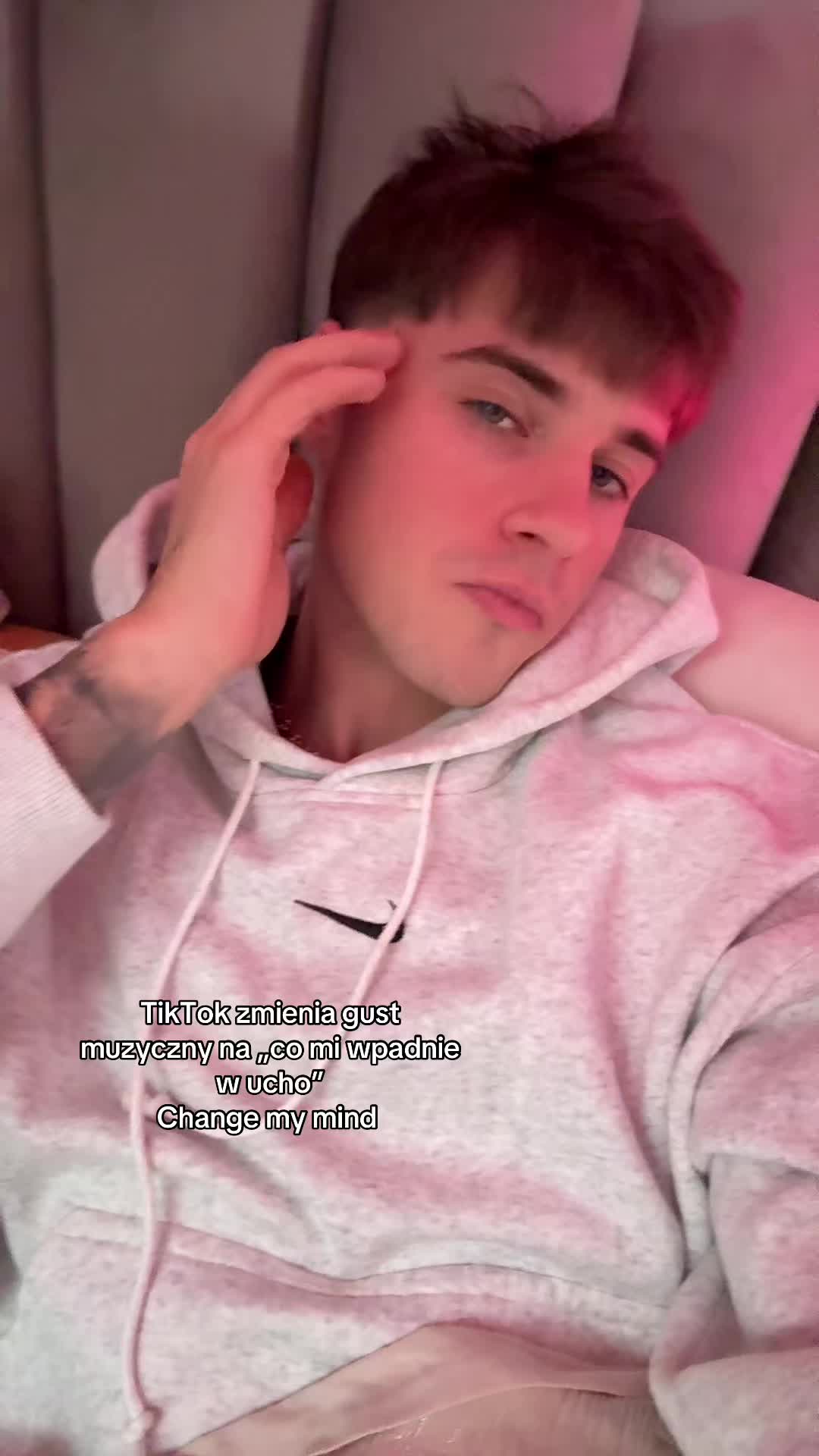 @Figlarz