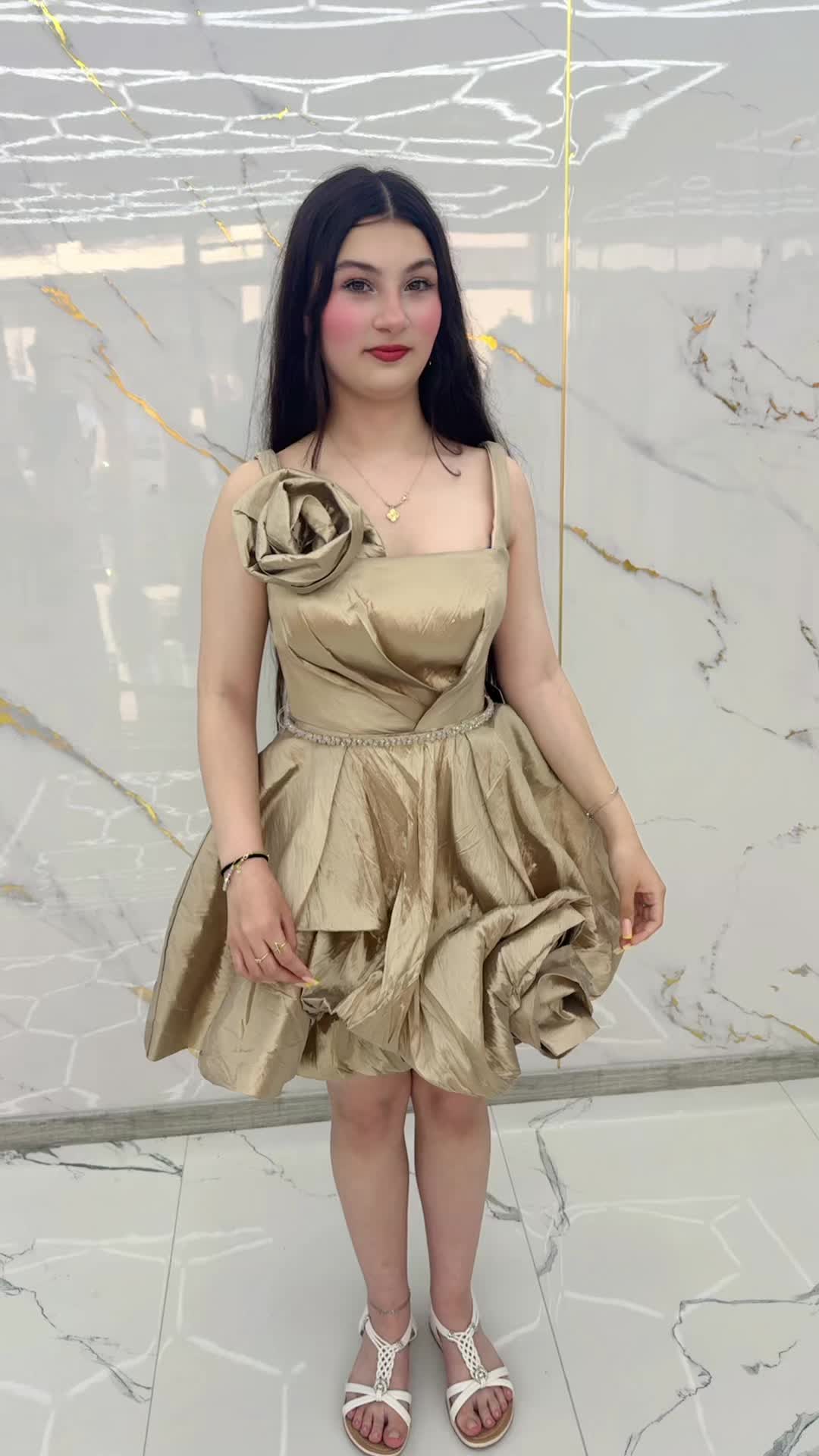 @angelina0116