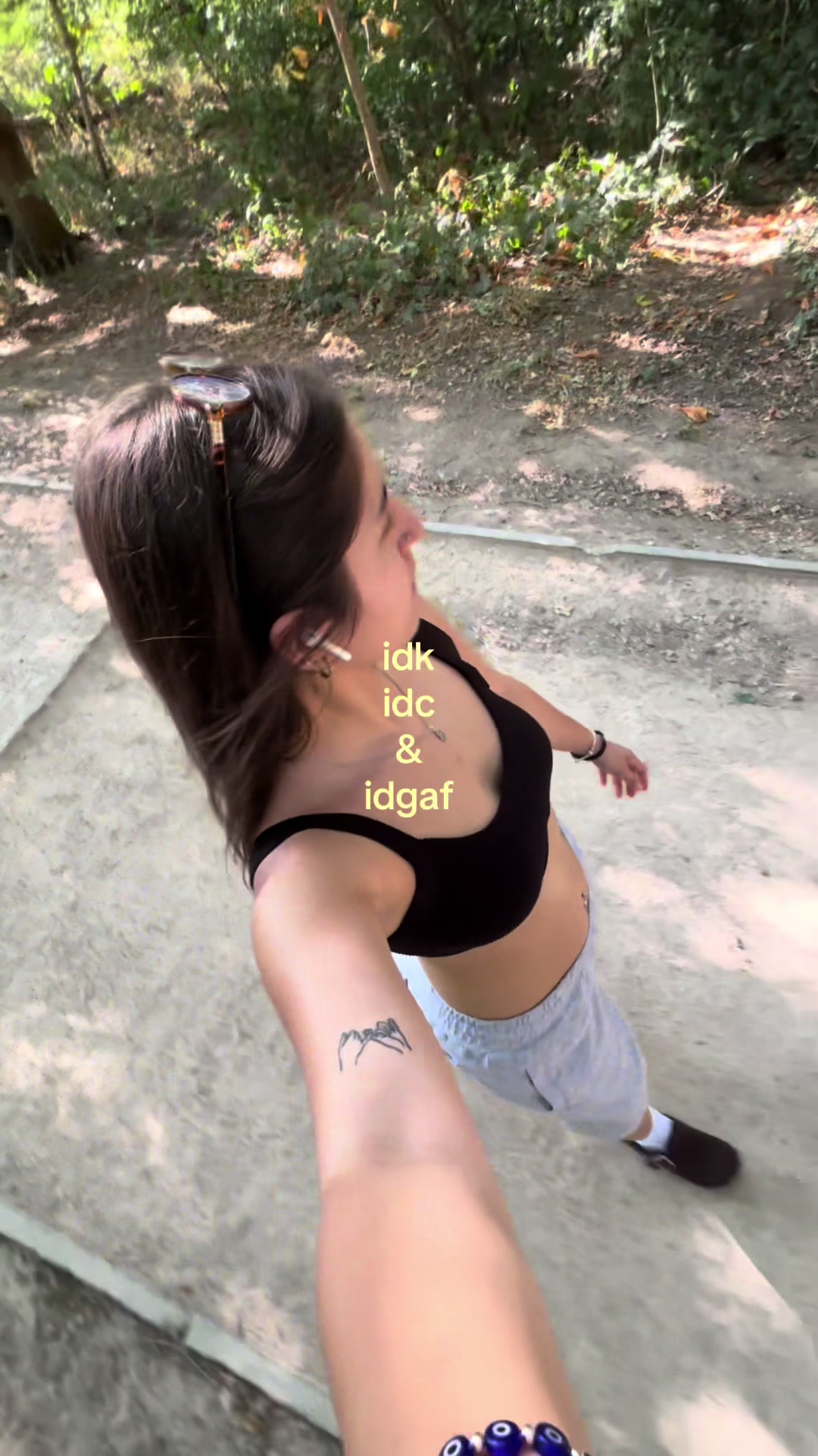 @d