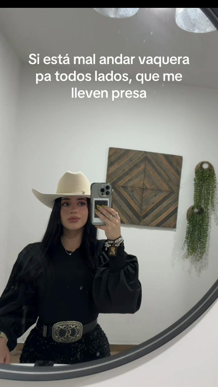 @𝑁𝑎𝑡𝑎𝑙𝑖𝑒
