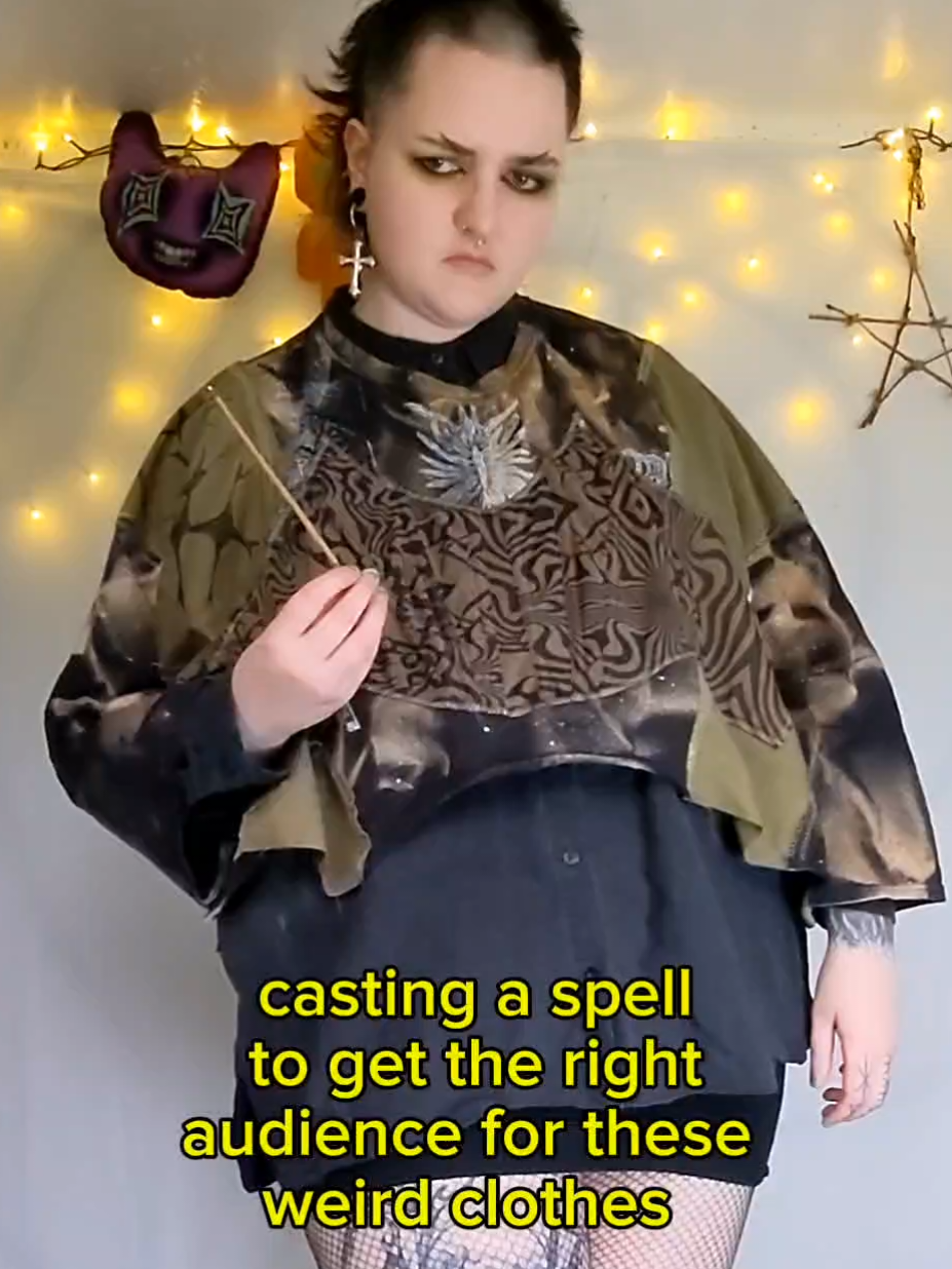 @exoumbraclothing