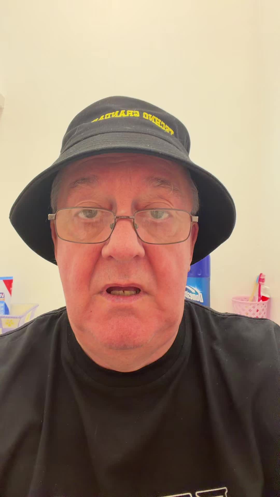 @TECHNO GRANDAD