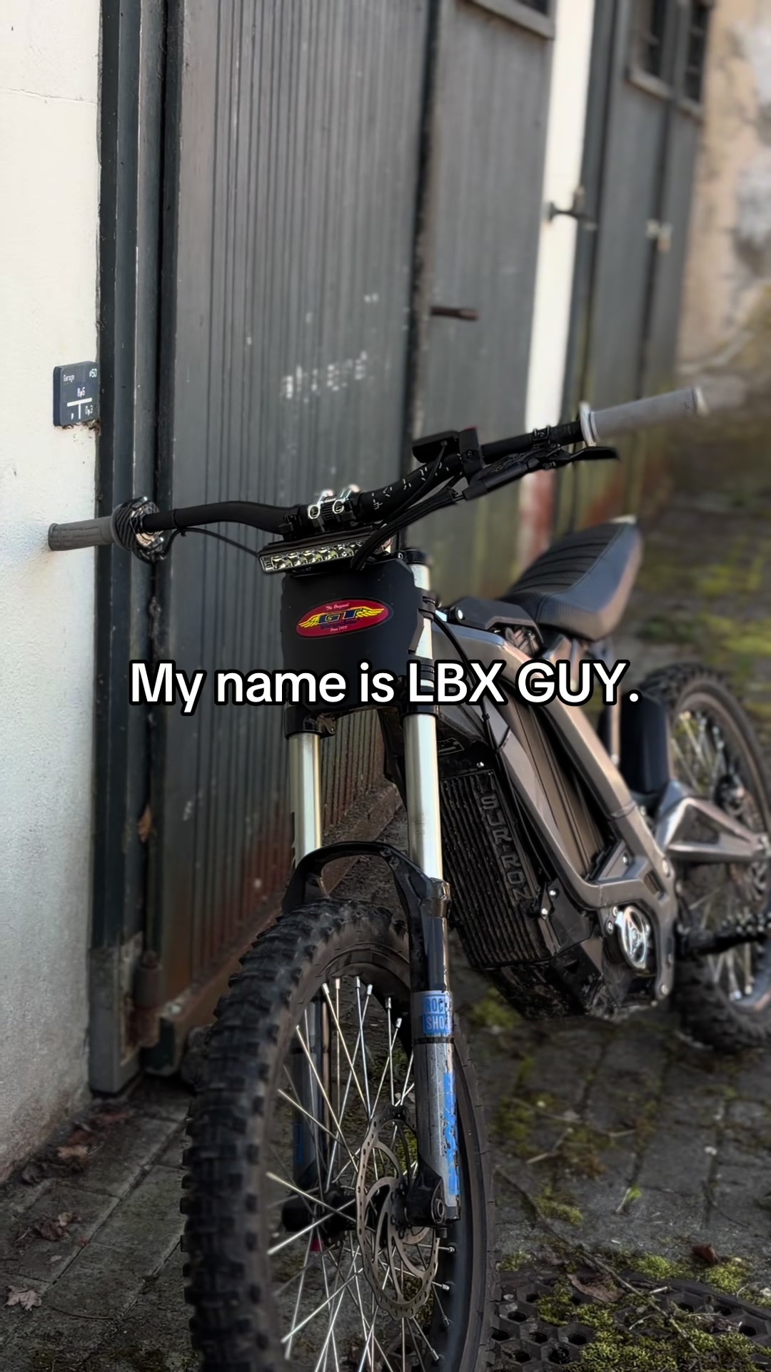 @𝐋𝐁𝐗 𝐆𝐔𝐘