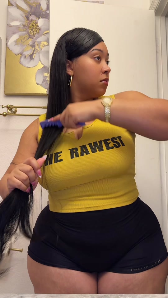 @YourAuntieMoe