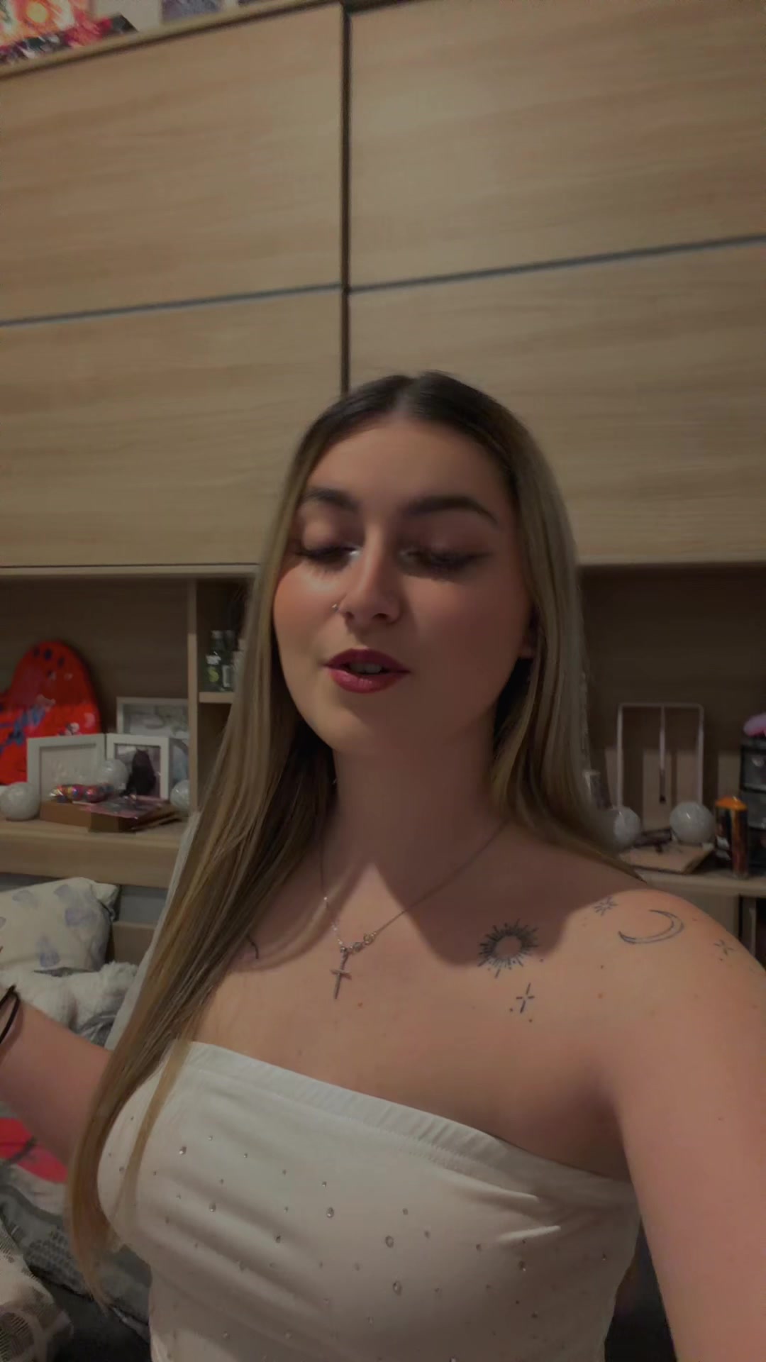 @Léora ✞🤍