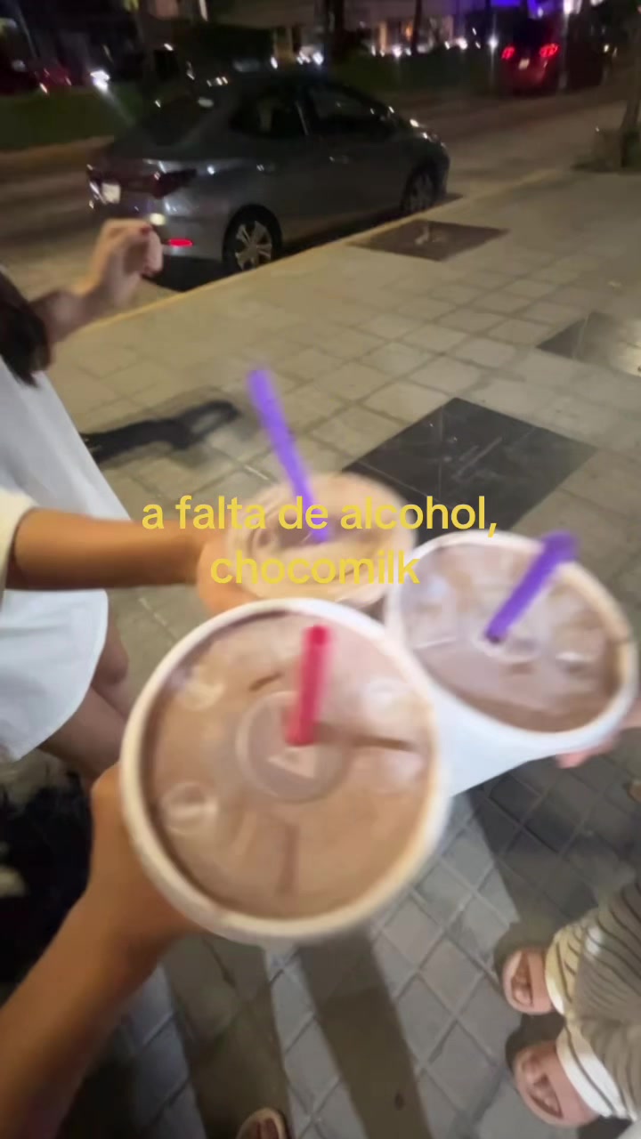 @aliki