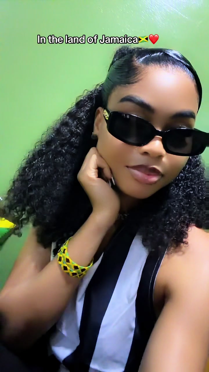 @Classy doll🇯🇲❤️