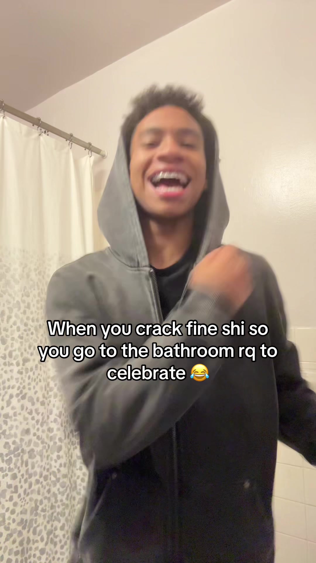 @🧟&zwj;♂️