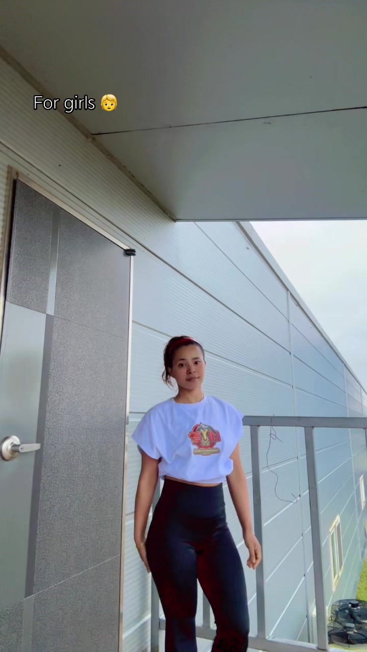 @poojachettri23🇳🇵❤️🇰🇷