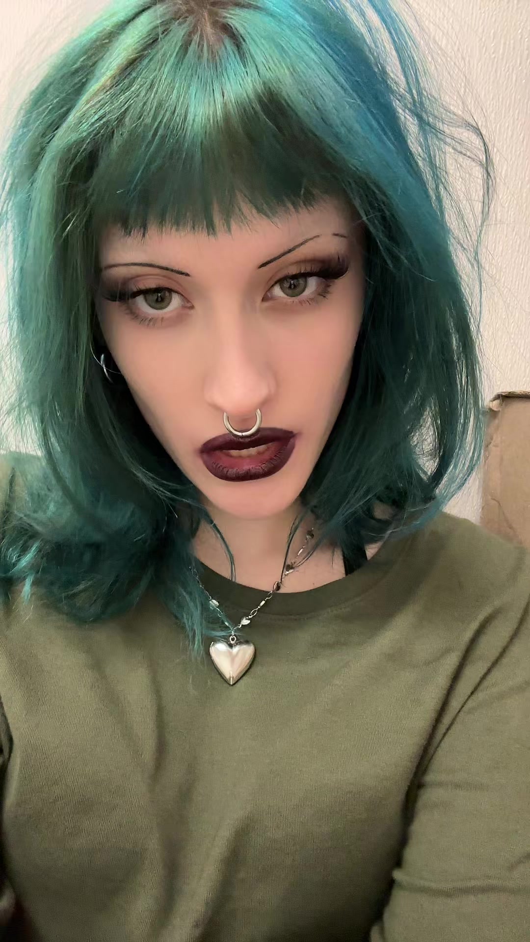 @lydixlly