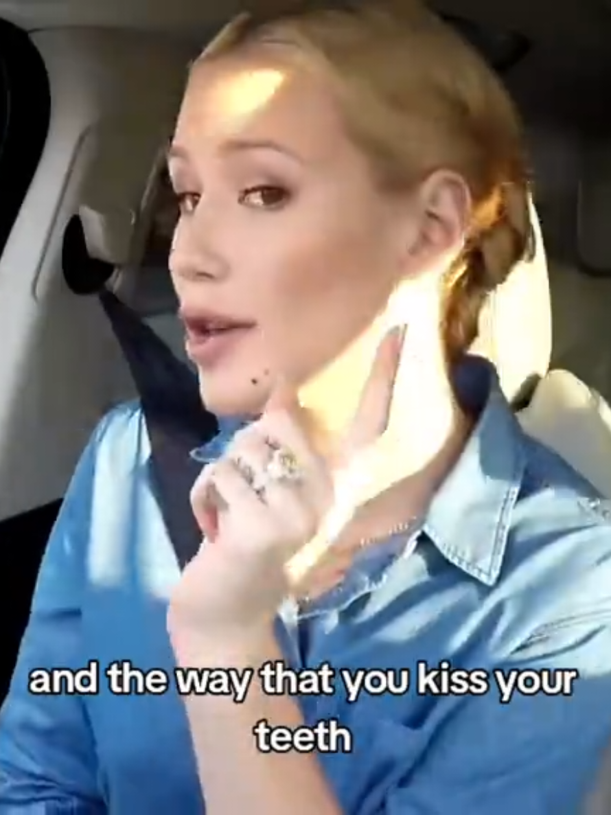 @Fan account /Azalean