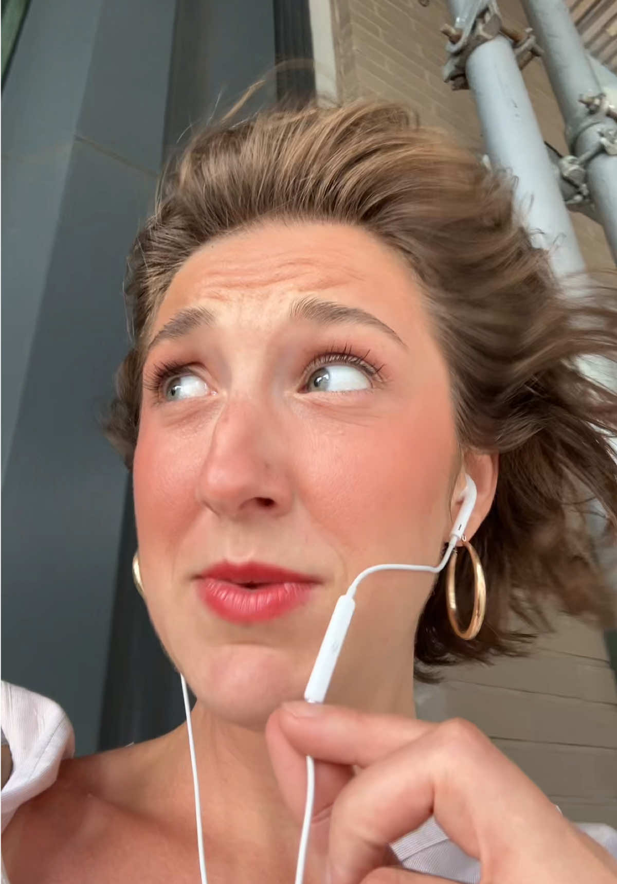 @caraleighclinton
