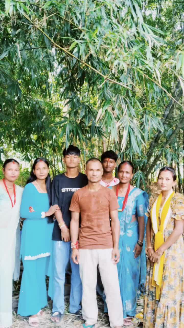 @साबित्री चौधरी (खोनमा थारु )