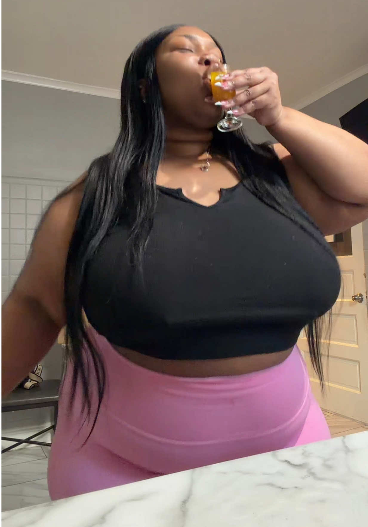 @Chunky_dabody18🧚🏽♀️👄