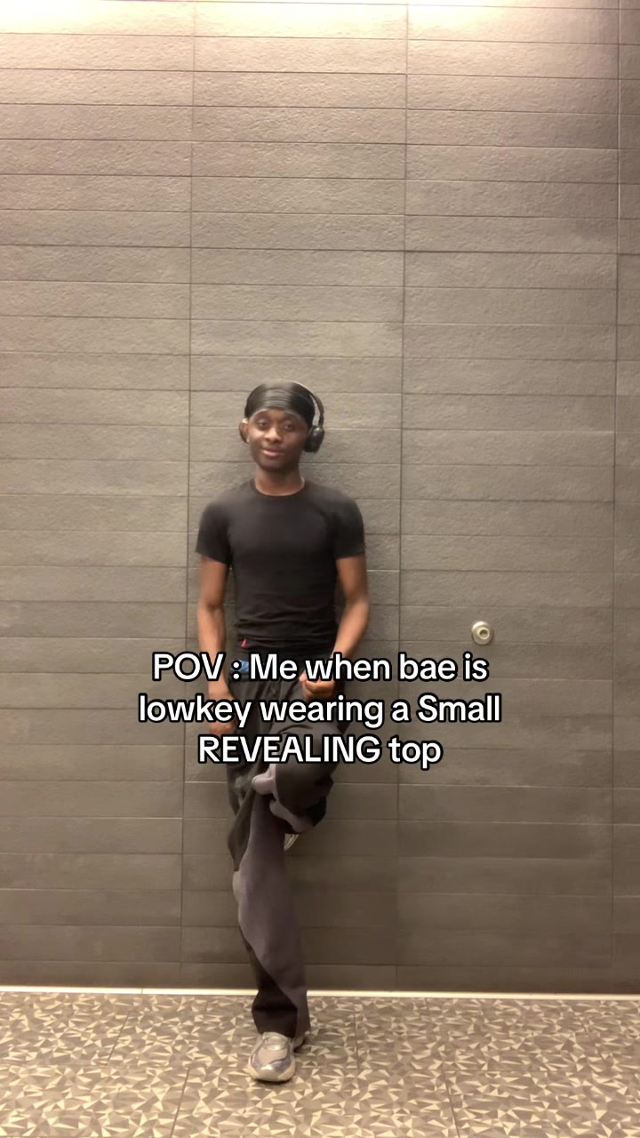 @E̷ Z̷ A̷ Y̷ 🖤