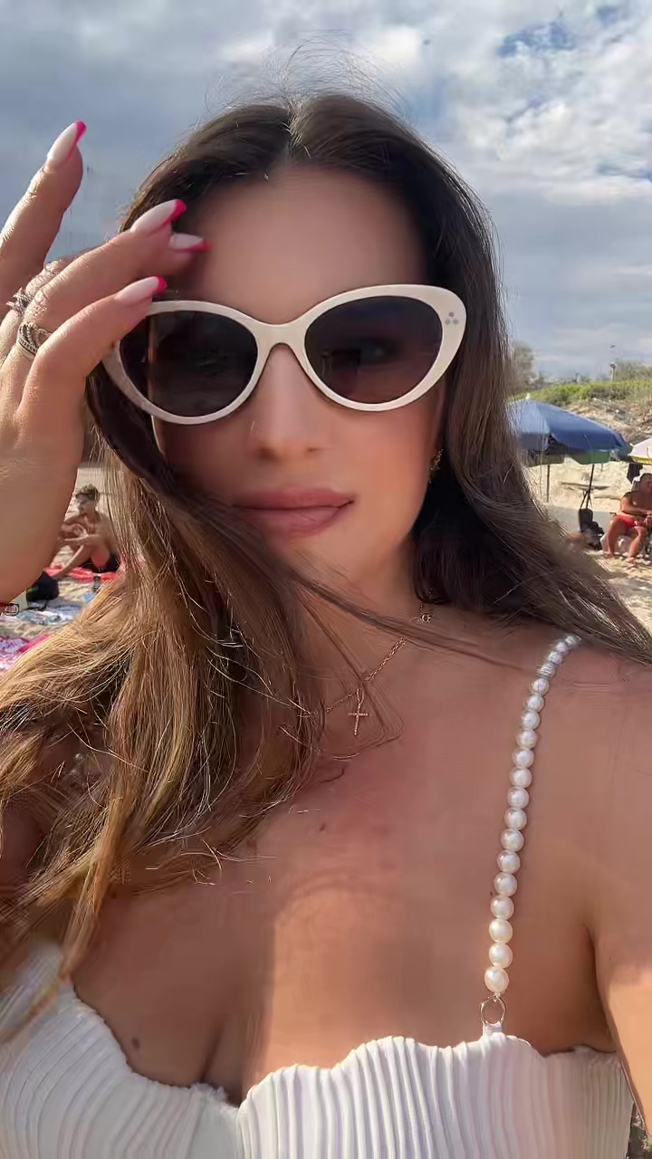@Liubitzza98