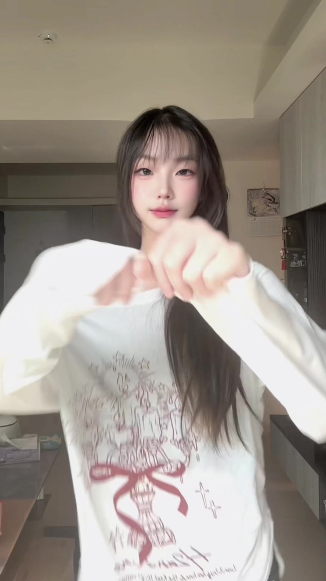 @嗯居^