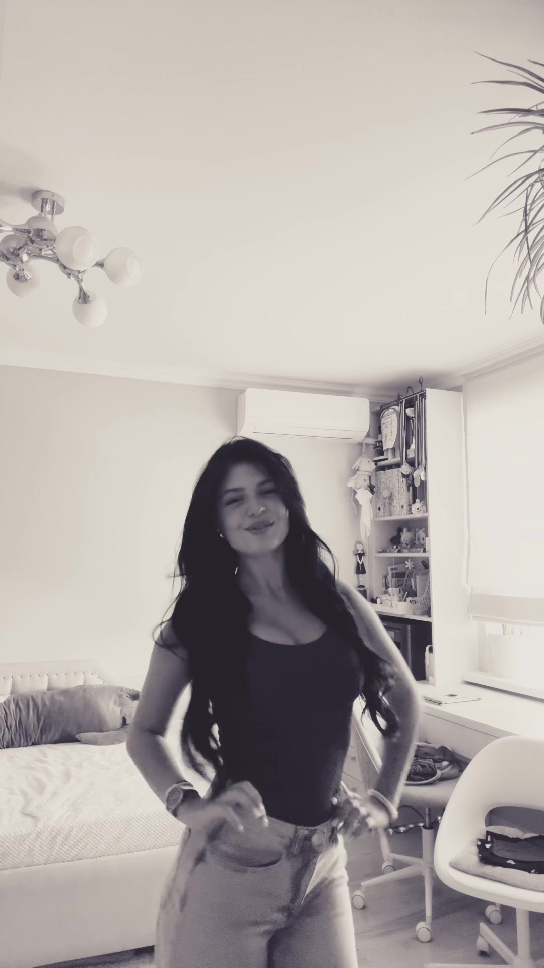 @renata.