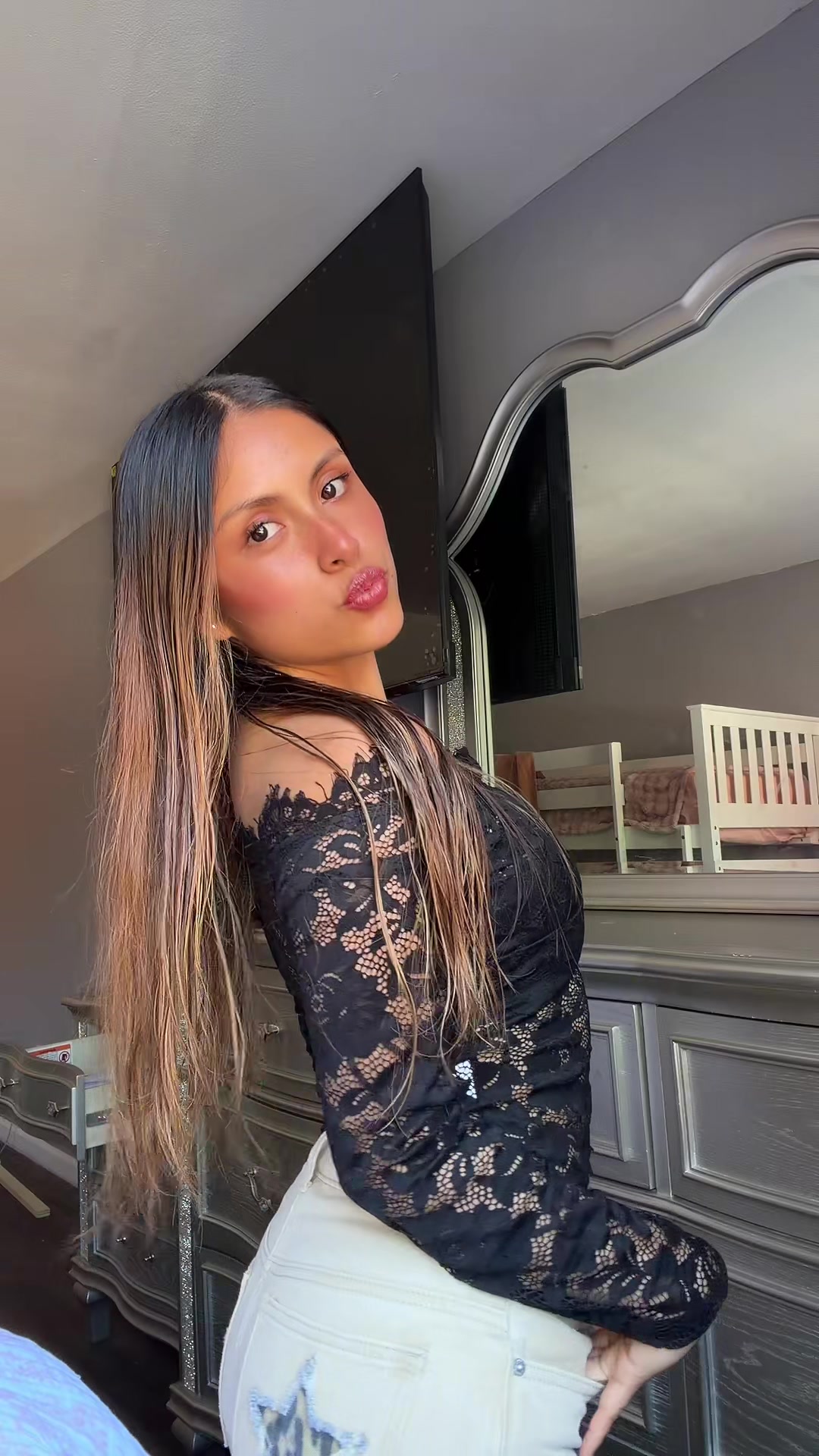 @_alifani