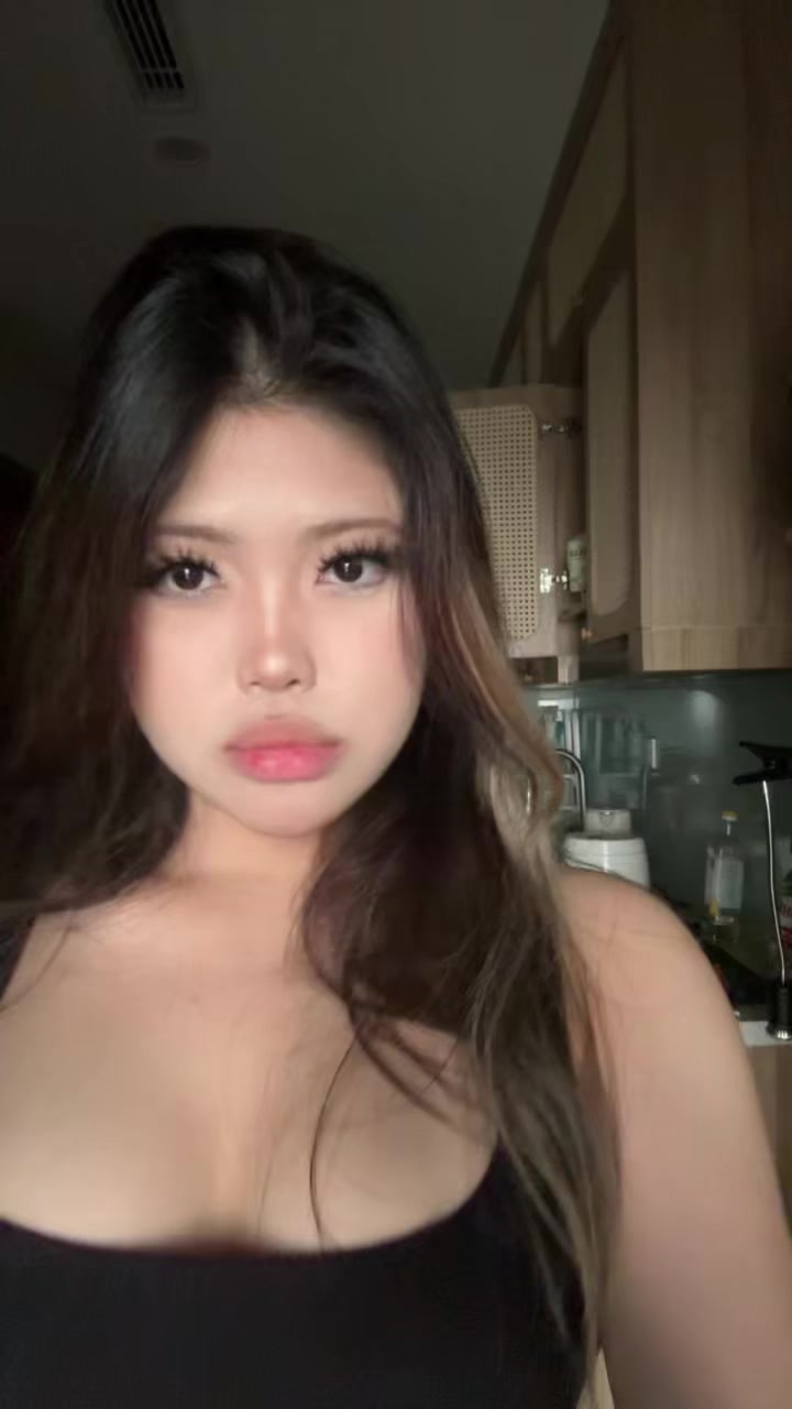 @Whatareulookingforzoey