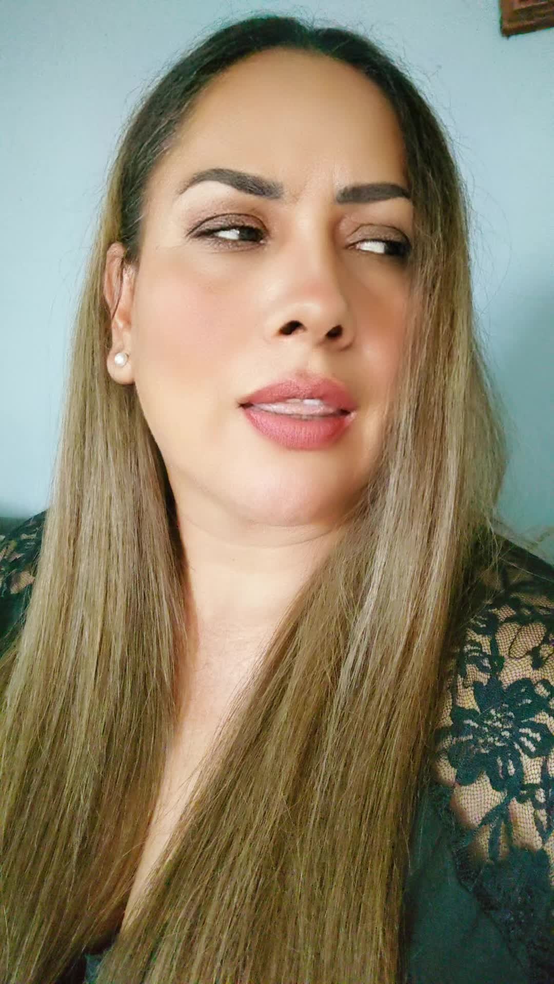 @Mar&iacute;a RB🍒🍒