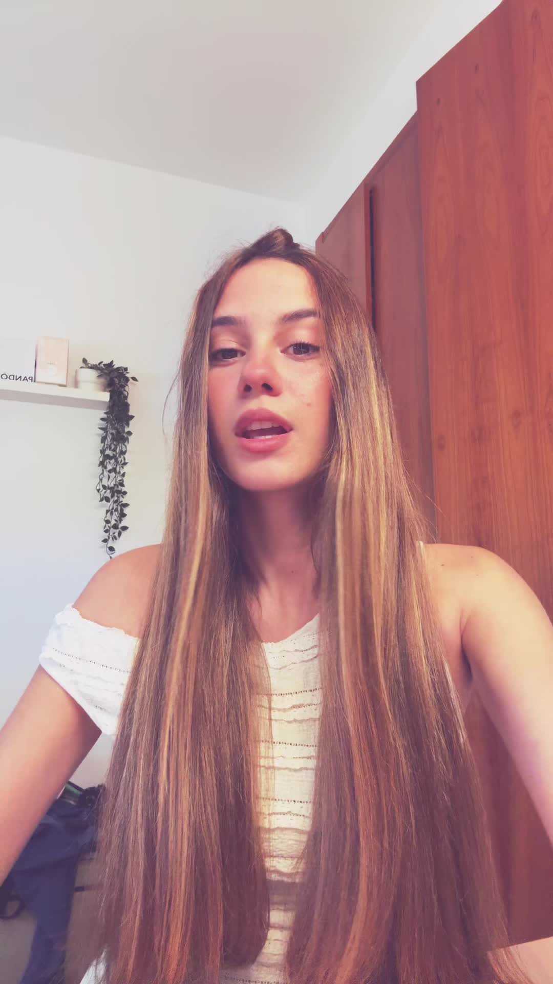 @𝒩𝒶𝒾𝒶𝓇𝒶