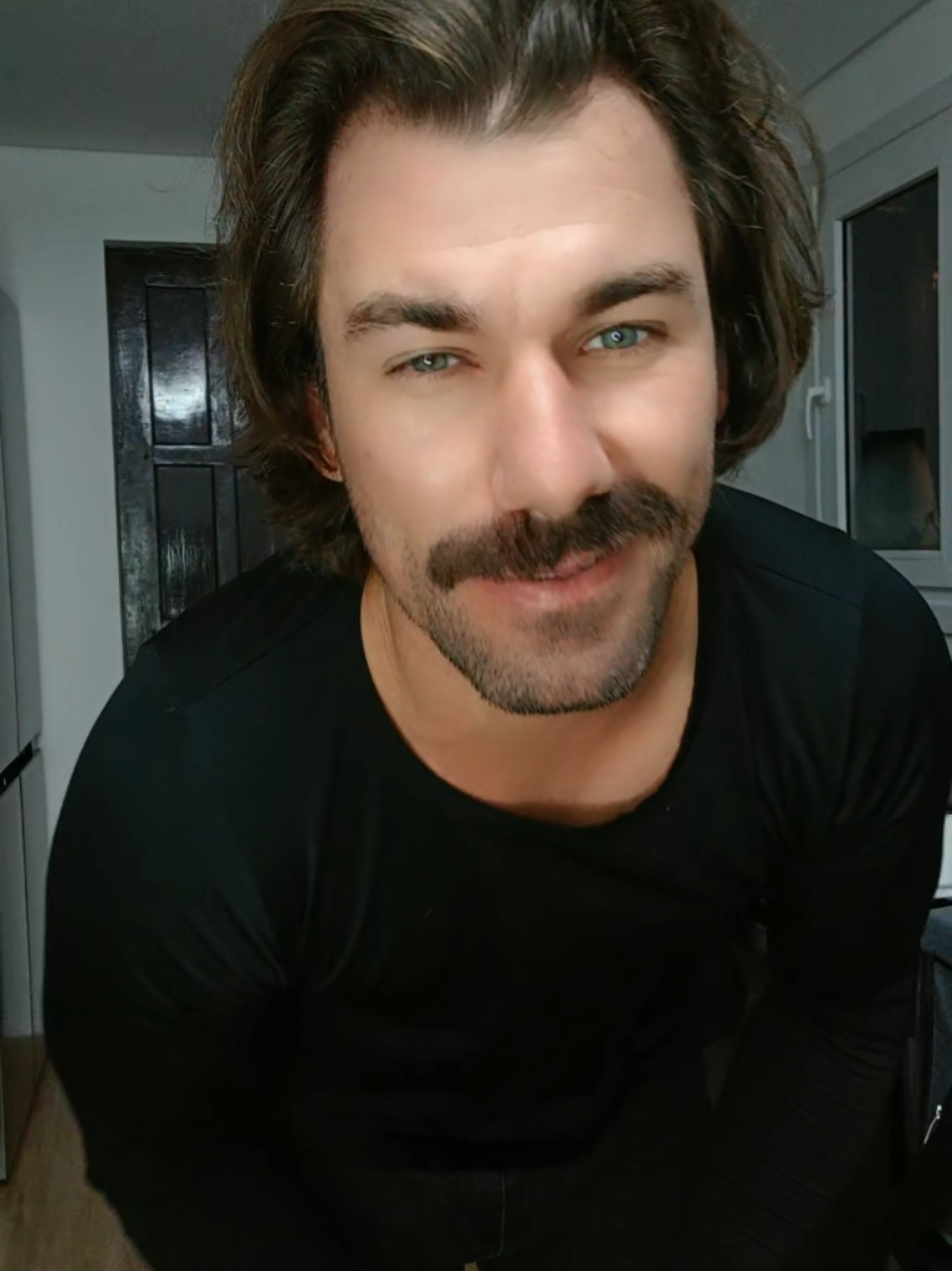 @JulianoGarzão