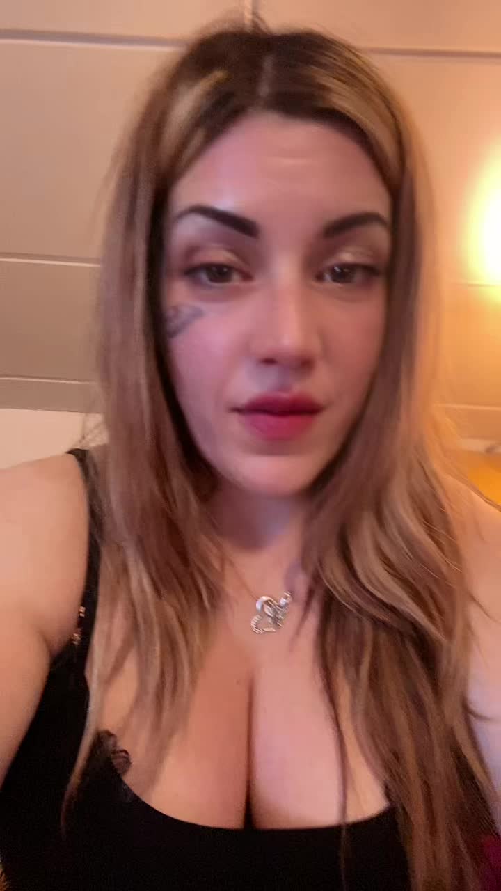 @Janine_schmetterling