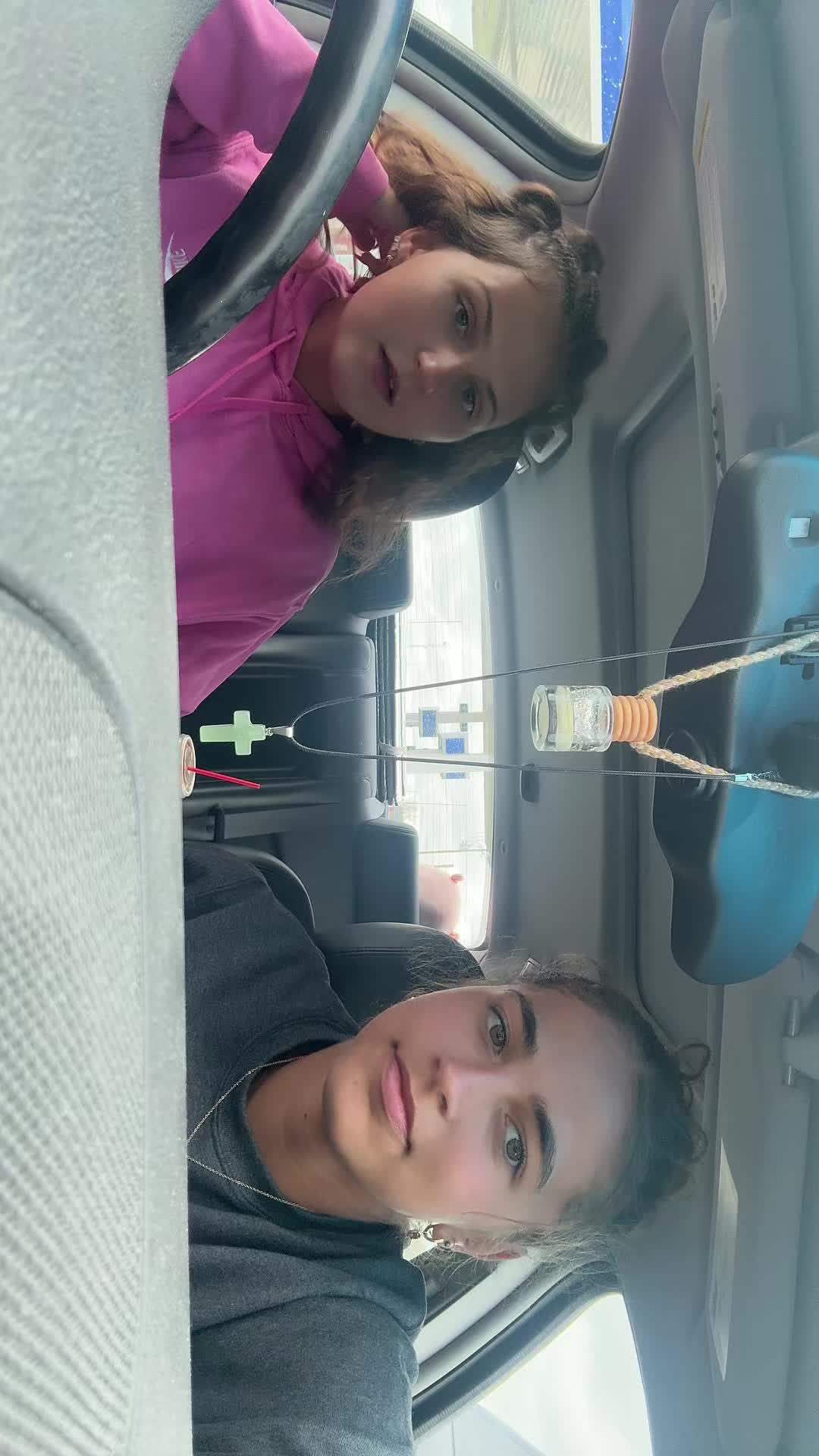 @Turningthepaige026