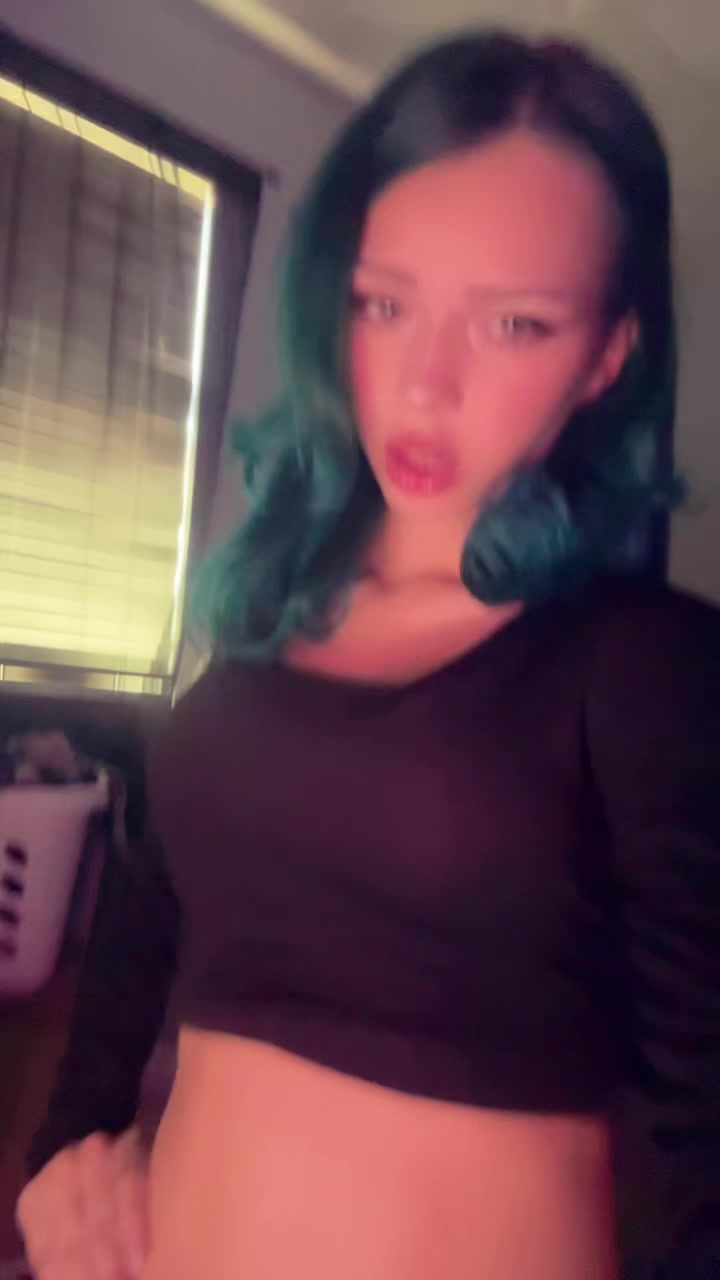 @v4mpxd_1