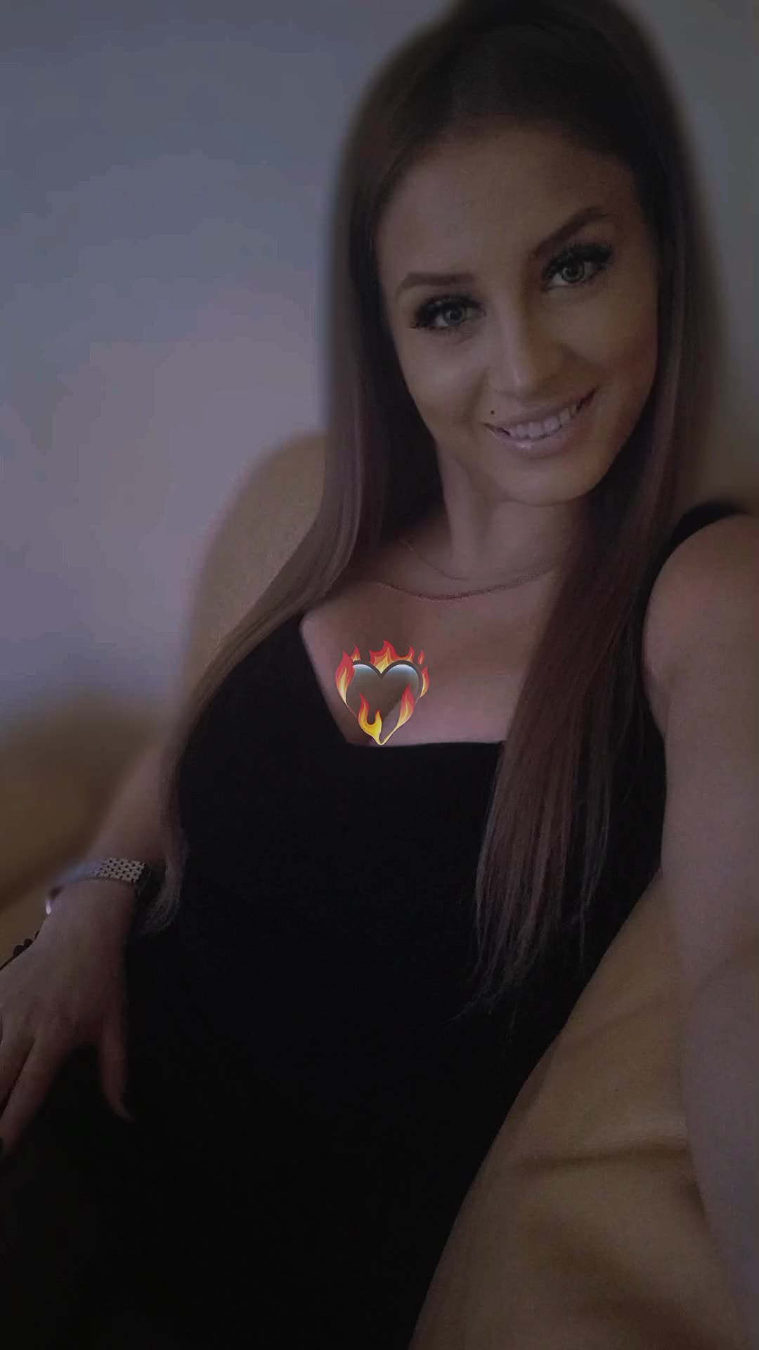 @𝓪_𝓪𝓪𝓷𝓰𝓰𝓮𝓵𝓵