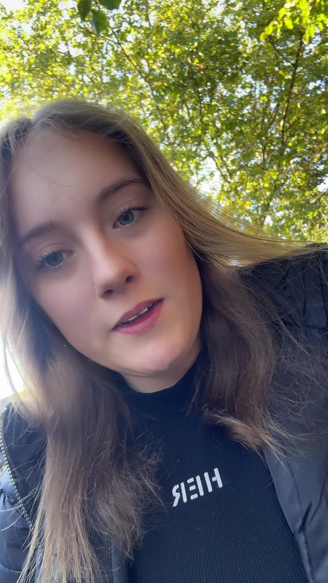 @ℒ𝒾𝓃𝒹𝓈ℯ𝓎 🇵🇰🇩🇪