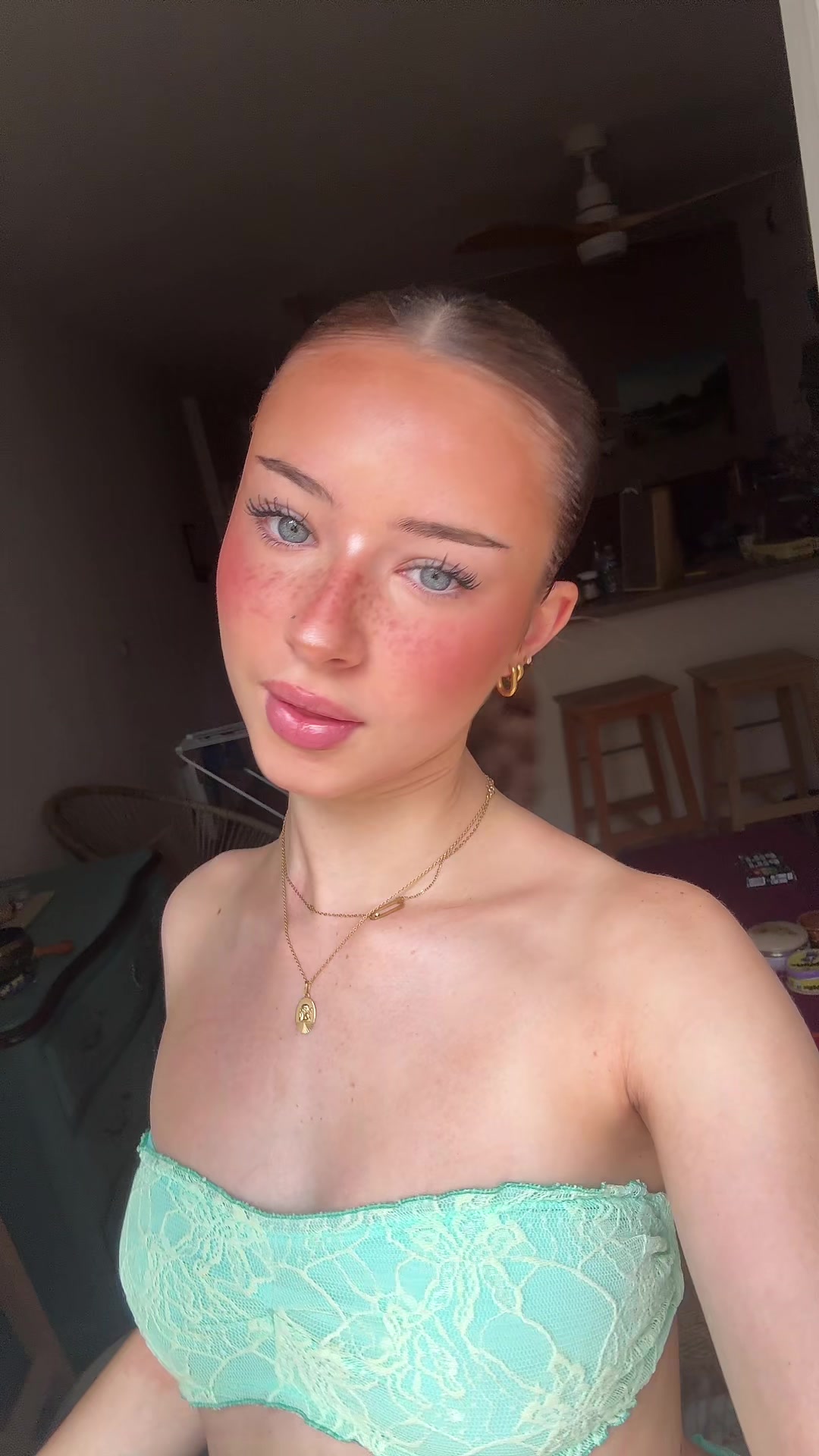 @𝐌𝐀𝐋𝐎𝐘𝐀 💞