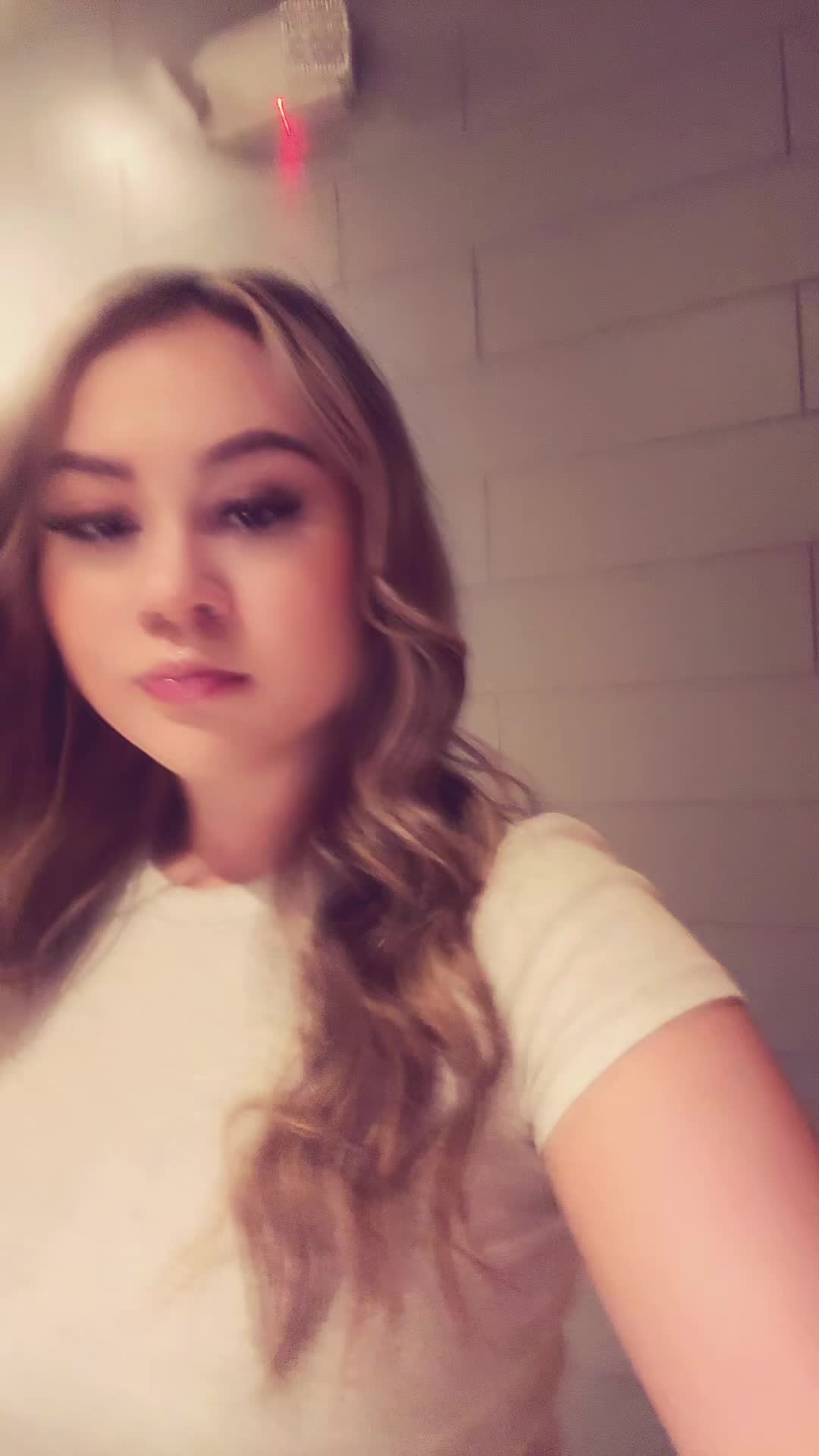 @🪩