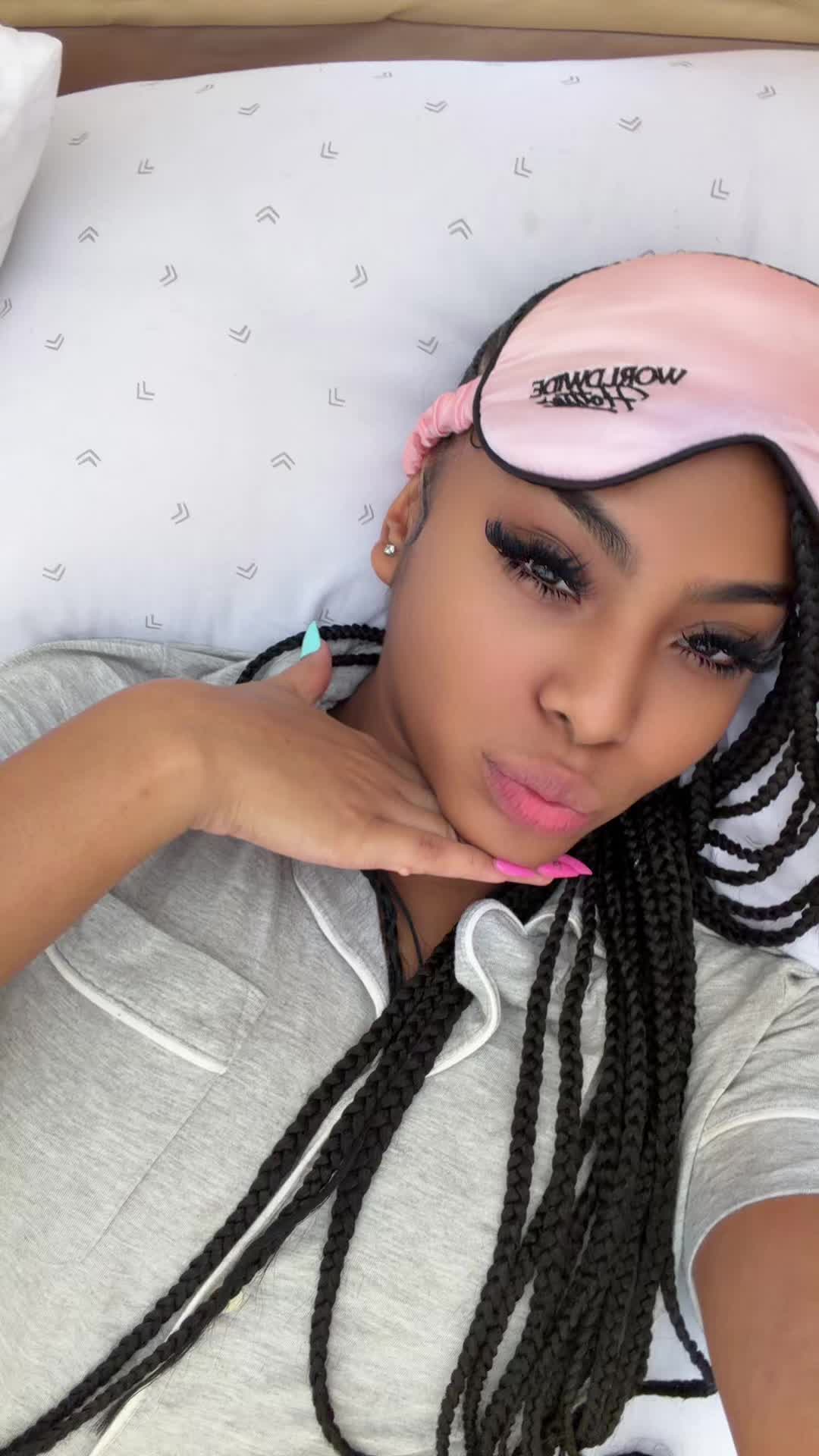 @leilamiraclee