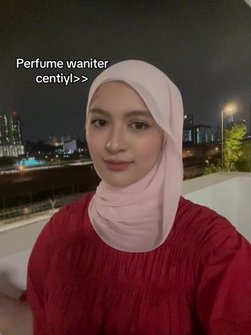 @⃟