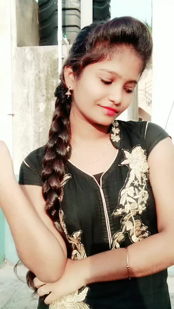 @😍__M_A_D_H_U__😍