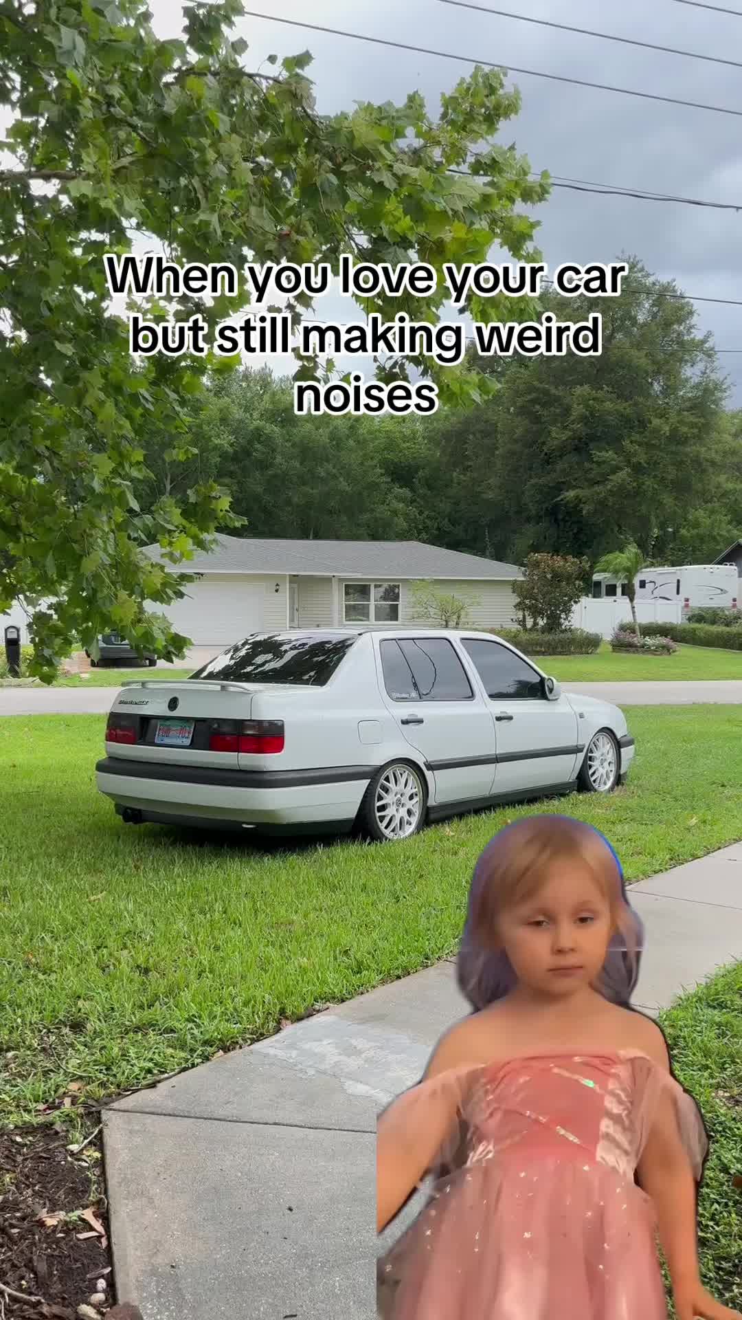 @nicolee_vw