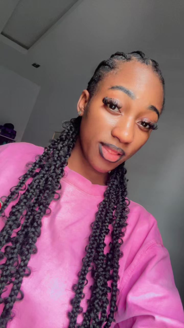 @Chomzy💖❤️