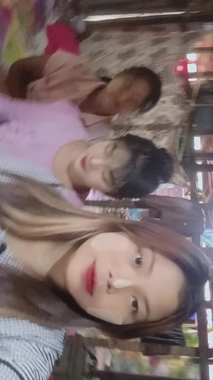 @💫မိ စွာသေး🤘😑🇨🇳