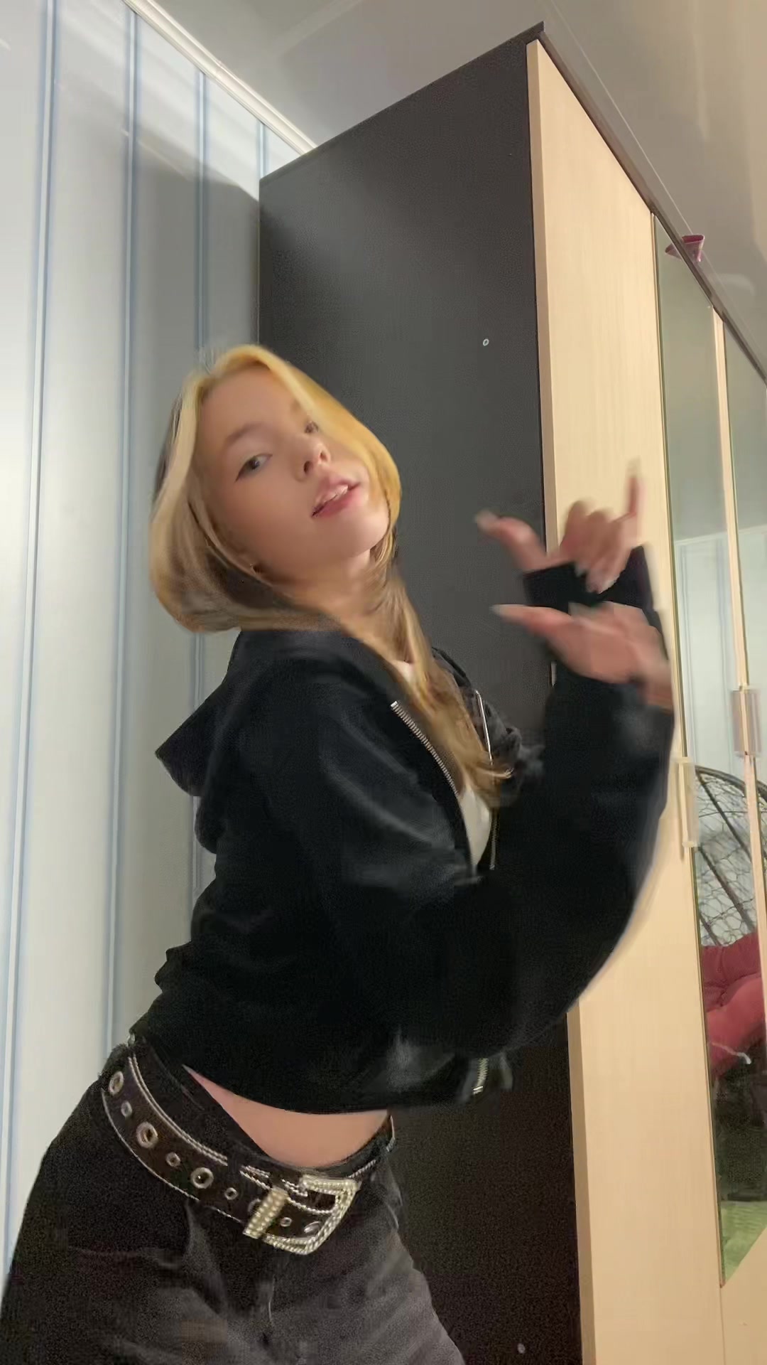 @𝒹𝑒𝓈𝒽𝒾