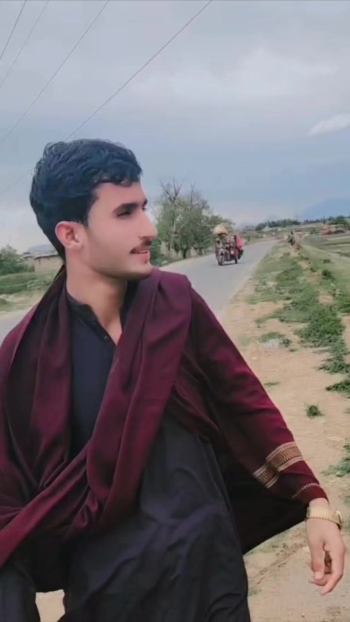@Tariq khan 324