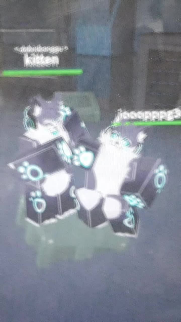 @:3