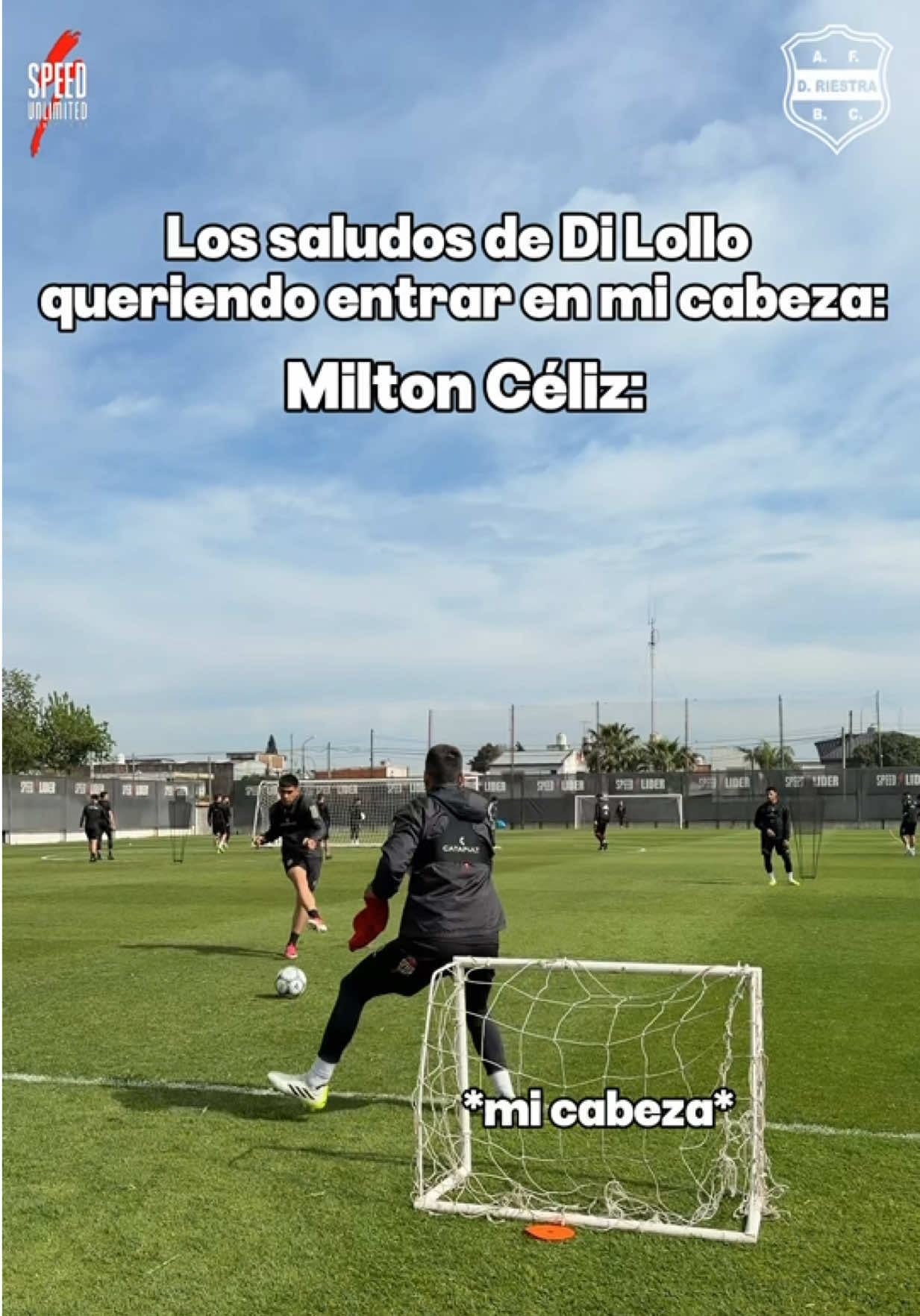 @Deportivo Riestra