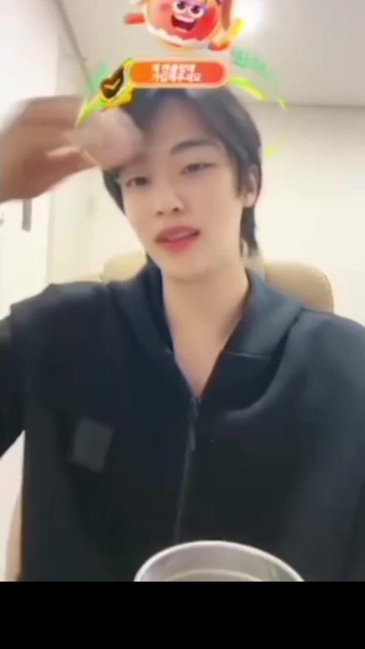 @Ahgase_RuthPamor06🍕🧡