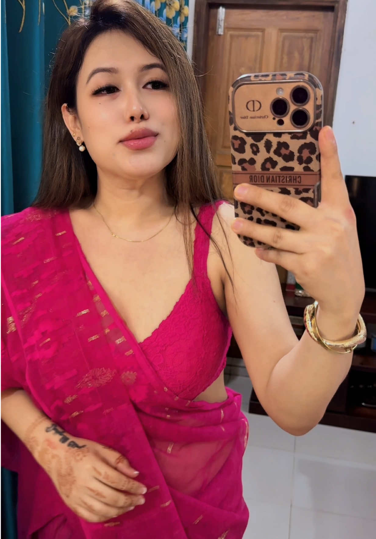 @Jennifer_chanu11 🇧🇩